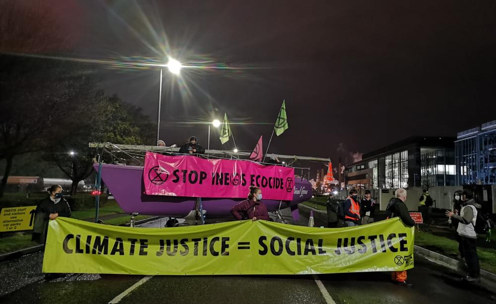 Protest at Ineos refinery at Grangemouth