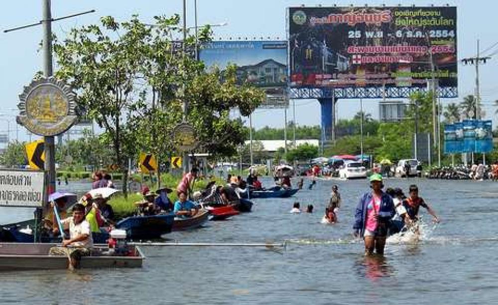 Bangkok Floods 2011 - Pakkred and beyond. Photo: Philip Roeland via Flickr.