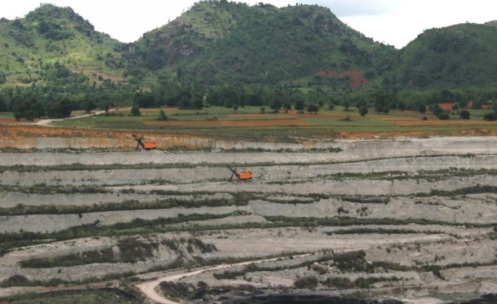Tigyit coal mine. Photo: Carole Oudot / Matthieu Baudey.