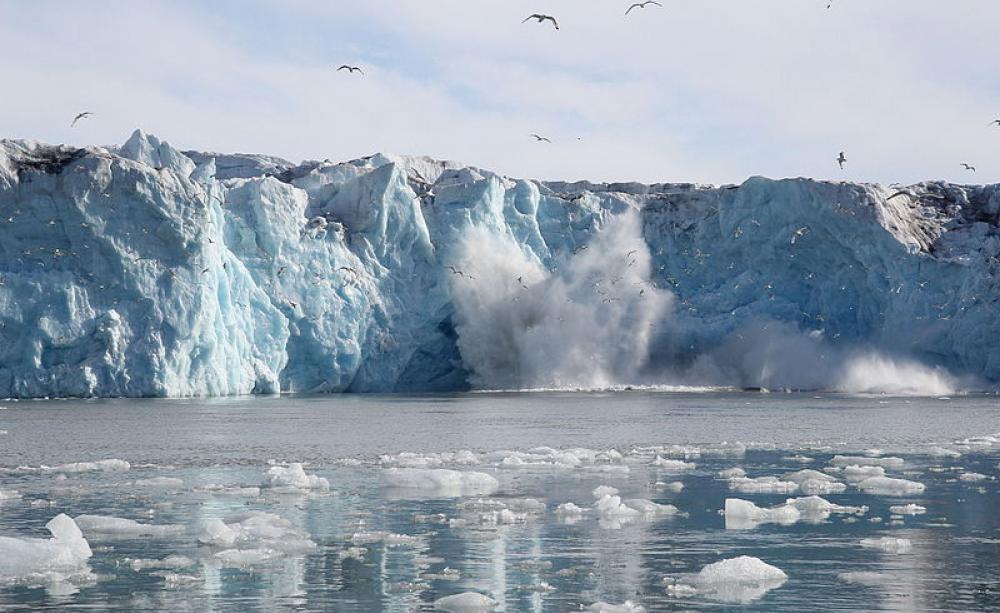 The Monacobreen Glacier in Svalbard, Arctic calving into the sea. (c) Gary Bembridge