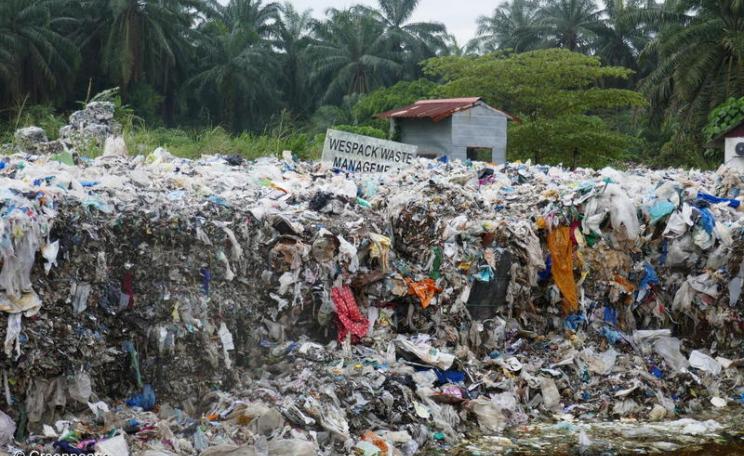 UK waste at Malaysian recycling factory - new waste strategy should reduce exports