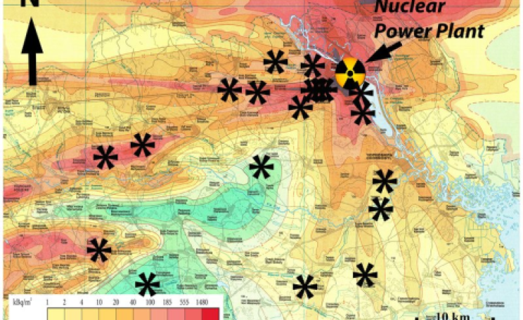 Stars mark sites where the researchers put the leaf bags, with colors corresponding to levels of radiation. Photo: Mousseau et al., Oecologia.