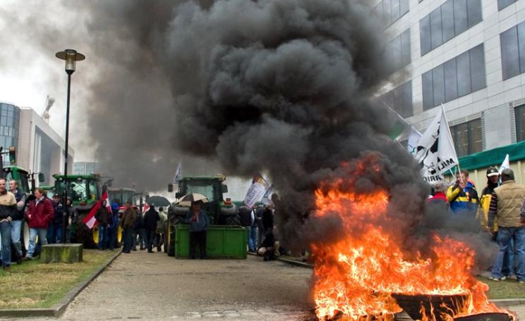 Dairy farmers protest in Brussels, October 2009. Photo: Teemu Mäntynen via Flickr (CC BY-SA).